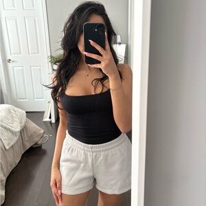 Aritzia TNA Sweatfleece Boyfriend Lo-rise Mini Short